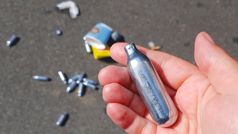 nitrous oxide canisters 