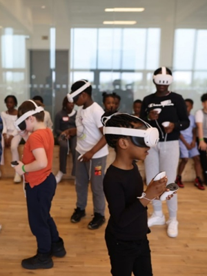 Kids experiencing Virtual Reality