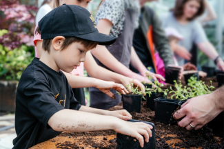 child gardening